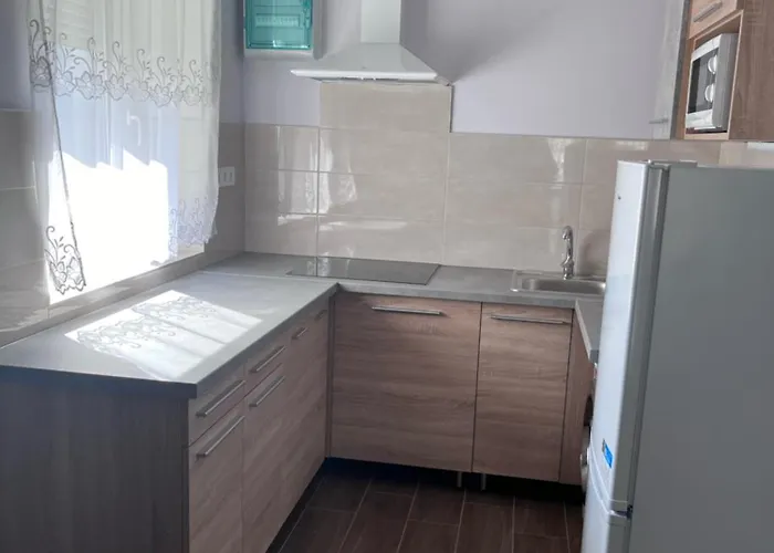 Apartament Arza Sosto *